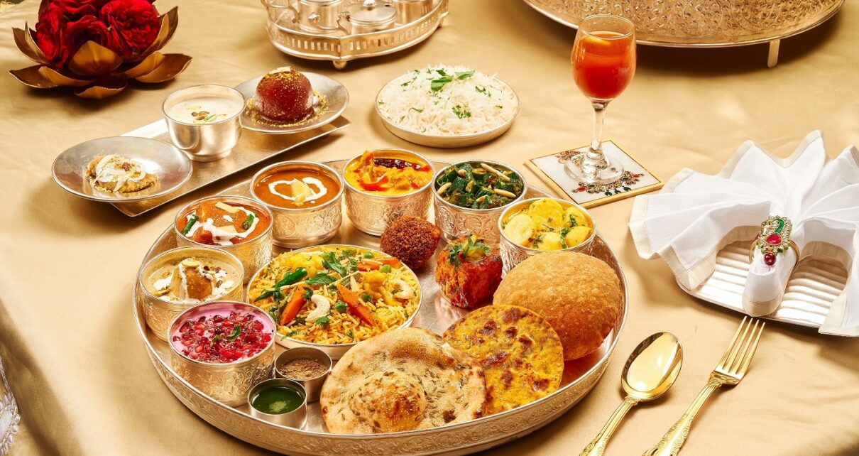 Luxury Sattvik Thali – Royal presentation